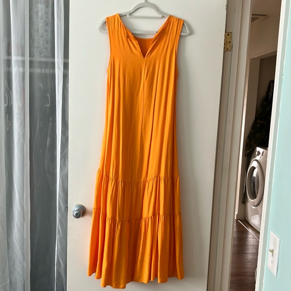 Vibrant Orange Sleeveless V-Neck Sundress for Casual Resort Wear